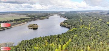 Duża działka nad jeziorem, warunki zabudowy.