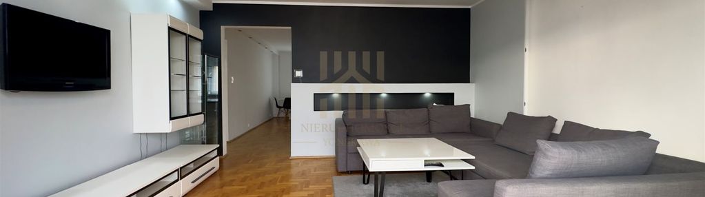 3 pokoje, niezależna kuchnia, najem minimum rok