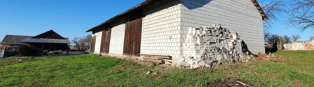 Duża działka budowlana z domem i wolnostojącym budynkiem gospodarczym!