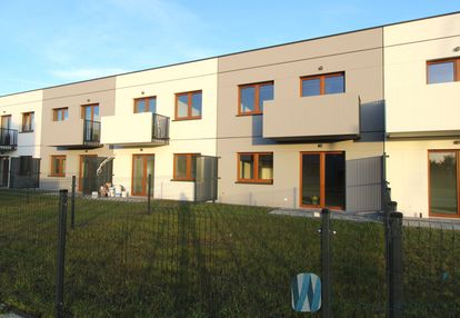 Gotowy dom, zabudowa szeregowa,garaż+parking