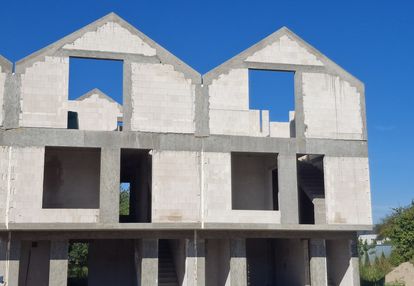 Nowoczesny dom z prywatnym ogródkiem!