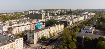 Mieszkanie w centrum gdyni.