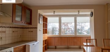 Przestronna kawalerka w redłowie-możliwe 2 pokoje