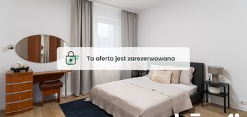 Mieszkanie duże 2-pok, blisko centrum.