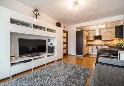 2pok. na osiedlu klasyków + loggia 10m2