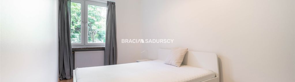 M2 w bezpośrednim sąsiedztwie solnego miasta