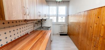 2 pokoje z balkonem