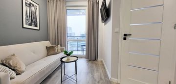 M. 2 pok.| wysokie piętro | budynek z siłownią