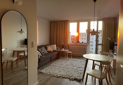 Elegancka kawalerka po generalnym remoncie