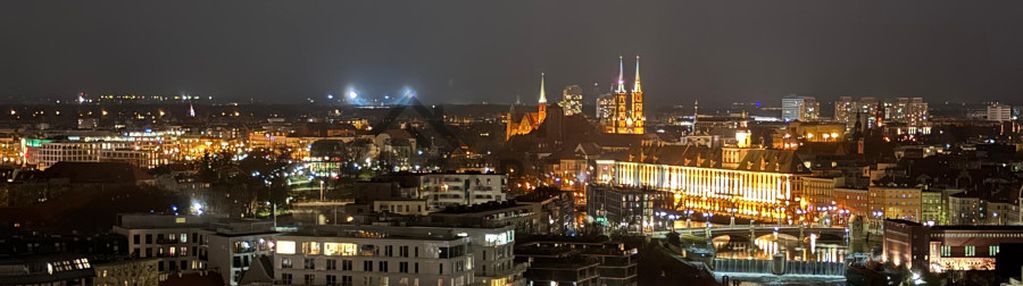 Quorum/954 000 за пакет/ 19 поверх/ вид на місто