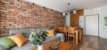 Taras na dachu / niski czynsz / komórka na piętrze