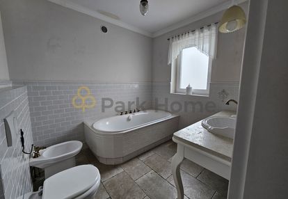 Wyjątkowy dom dla rodziny z ogrodem