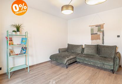 Zatorska, oddzielna kuchnia, balkon