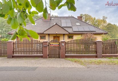 Wyry, dom z 4 sypialniami i garażem na 2 auta