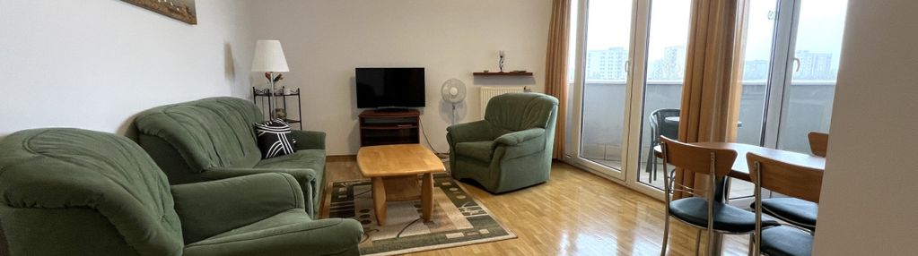 Balkon/ garaż/ blisko komunikacja/ przestronne