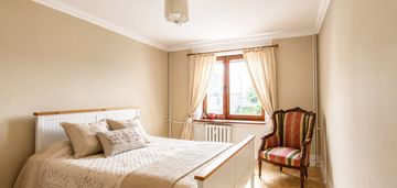 2 pokoje - 1 piętro - balkon - sikorskiego
