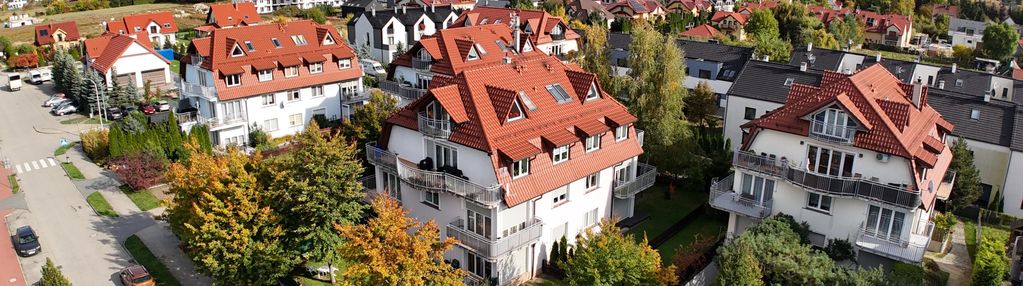 Mieszkanie dwupoziomowe z tarasem / m.parkingowe / iwiny