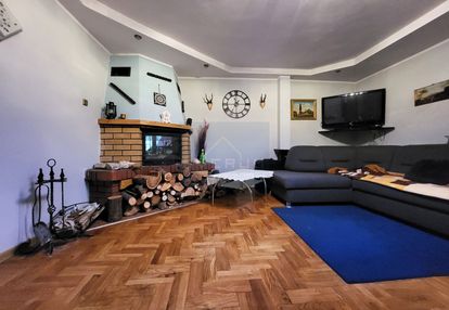 Duży dom z 3garażami i bud. gospodarczym/lisów