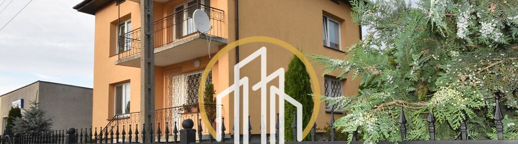 Dom piętrowy w centrum