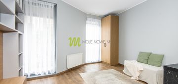 Stylowe z klimatyzacją, miejscem postojowym, wilda
