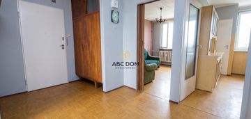 Przestronne 2 pokoje z działką 1300 m² – suchy dąb