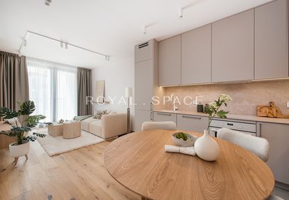 Jasny apartament z balkonem | młyny mogilska
