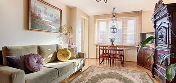 Dwupoziomowe mieszkanie - poczuj się jak w domu