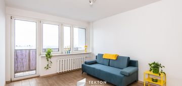 Duża kuchnia, po remoncie, gotowe do wprowadzenia