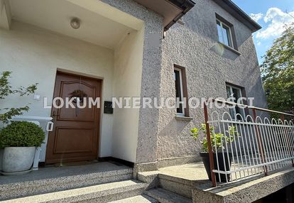 Dom w dzielnicy zdrój