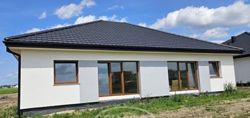 Bliźniak, światłowód, duża działka, pompa ciepla