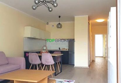 Nowoczesne dwa pokoje balkonem, garaż