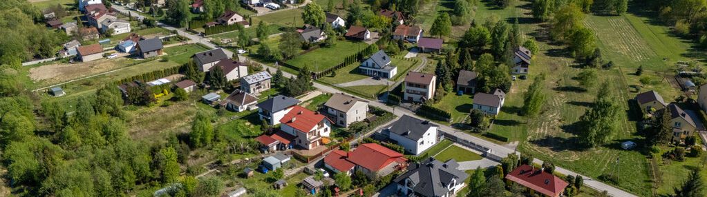 Działka na sprzedaż – 13 arów w zielonej okolicy