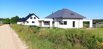 Ładnie położona z mediami w domatowie k. wejherowa