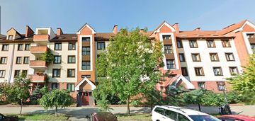 2000rok-wys.parter-5min-pl.grunwald-rynek-miejskie