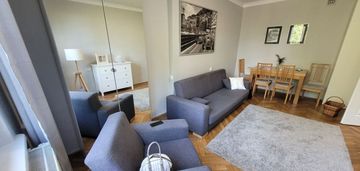 | oddzielna kuchnia | balkon | piwnica |