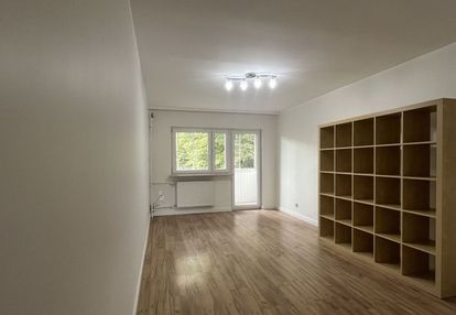 | lokalizacja | okazyjna cena | loggia | piwnica |