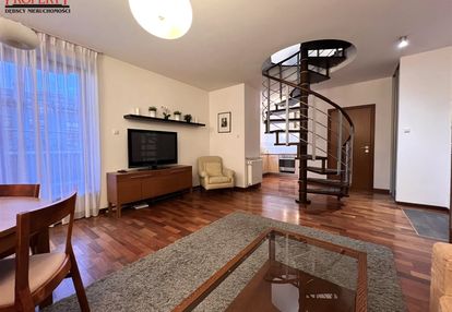 Apartament 2-poziomy garaż taras komórka - centrum