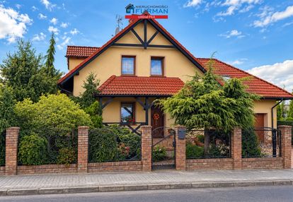 Dom na sprzedaż|4 pokoje + salon|garaż na 2 auta