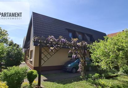 Dom w spokojnej okolicy - idealny dla rodziny !