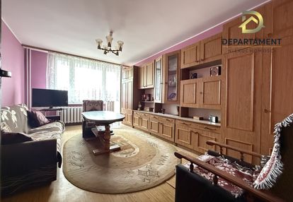 Kawalerka do remontu na sprzedaż | 1 piętro