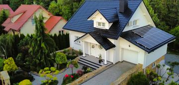 Dom z ogrodem jak z marzeń.