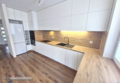 Boguchwała/reja/3 pokoje/balkon/miejsce postojowe