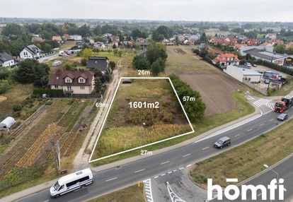 Działka pod zabudowę jednorodzinną lub usługi