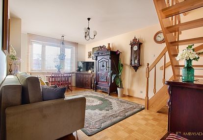 Dwupoziomowe mieszkanie - poczuj się jak w domu