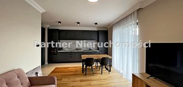 Ul. żwirki i wigury !!!garaż !!!!! taras 40m!