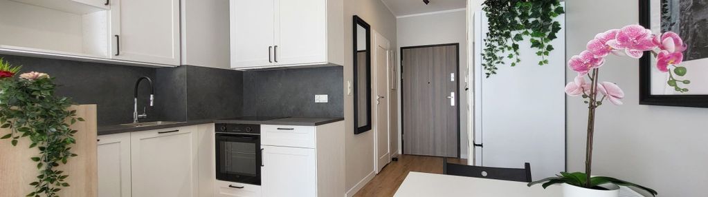 15 min spacerem pkm jasień | wyposażone | balkon