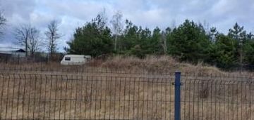 Działka blisko rzeki narew z przyczepą campingową