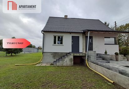 Dom bliźniak w marzęcinie - spokojna okolica