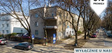 Dwupokojowe 44 m² w kamienicy na saskiej kępie