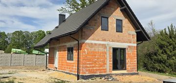 Nowy dom z potencjałem na dużej działce!